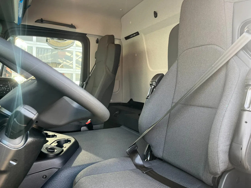 Chasis camión nuevo Mercedes-Benz Arocs 3340 A 6x6 Chassis cabin: foto 10 Chasis camión nuevo Mercedes-Benz Arocs 3340 A 6x6 Chassis cabin: foto 10