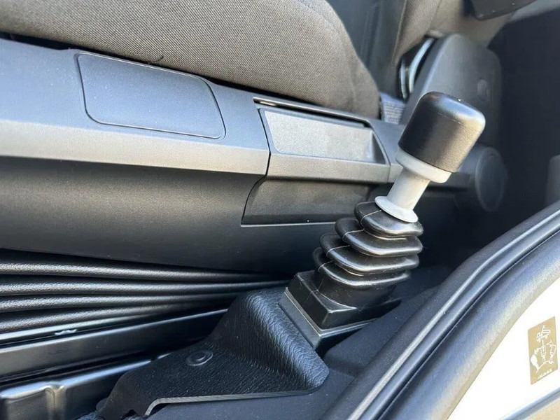 Leasing financiero de Mercedes-Benz Arocs 4140 K 8x4 Meiller Tipper leasing Mercedes-Benz Arocs 4140 K 8x4 Meiller Tipper: foto 13