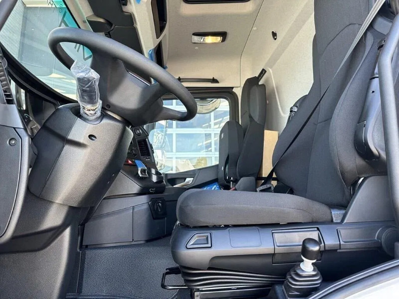 Leasing financiero de Mercedes-Benz Arocs 4140 K 8x4 Meiller Tipper leasing Mercedes-Benz Arocs 4140 K 8x4 Meiller Tipper: foto 12