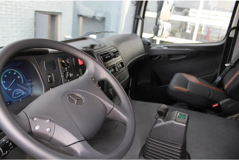Volquete camión nuevo Mercedes-Benz Axor 3344 K 6x4 Tipper Truck: foto 13