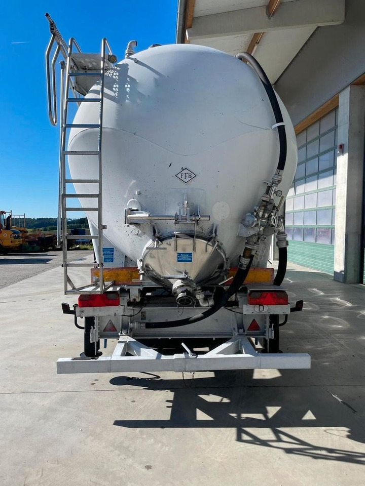 Feldbinder KIP 60 3 - Semirremolque silo: foto 2 Feldbinder KIP 60 3 - Semirremolque silo: foto 2