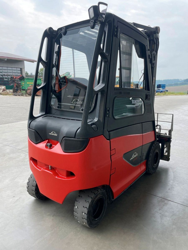Linde E25H-01 - Carretilla elevadora eléctrica: foto 4 Linde E25H-01 - Carretilla elevadora eléctrica: foto 4