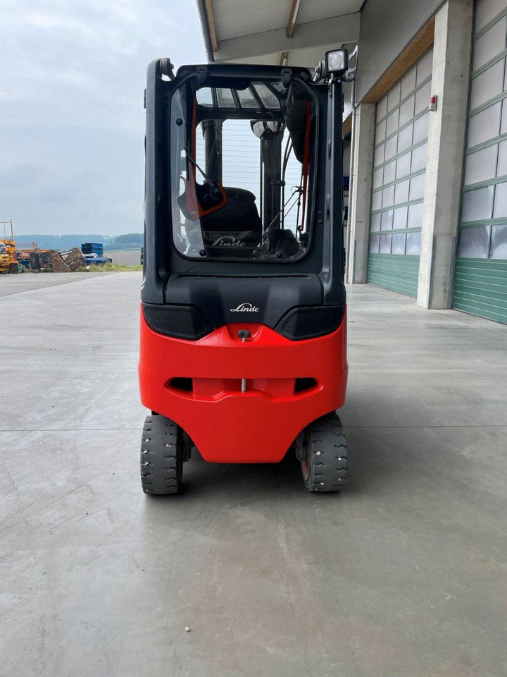 Linde E25H-01 - Carretilla elevadora eléctrica: foto 3 Linde E25H-01 - Carretilla elevadora eléctrica: foto 3