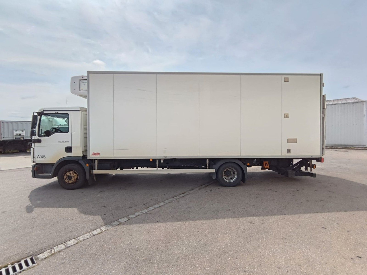 MAN TGL 12.220*Supra 1150*Bär LBW* Tiefkühler* - Frigorífico camión: foto 4 MAN TGL 12.220*Supra 1150*Bär LBW* Tiefkühler* - Frigorífico camión: foto 4