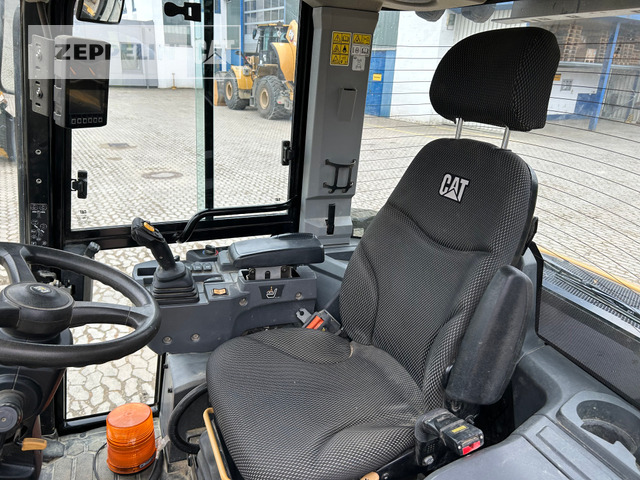 Leasing financiero de Cat 906-14 leasing Cat 906-14: foto 6
