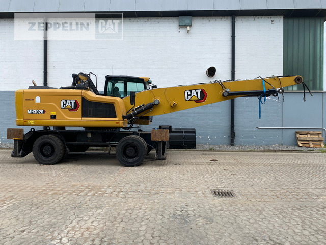 Manipulador de materiales Cat MH3026-06C: foto 7