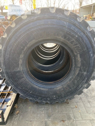 Michelin 4x 20.5R25XHA - Neumático para Maquinaria de construcción: foto 3 Michelin 4x 20.5R25XHA - Neumático para Maquinaria de construcción: foto 3