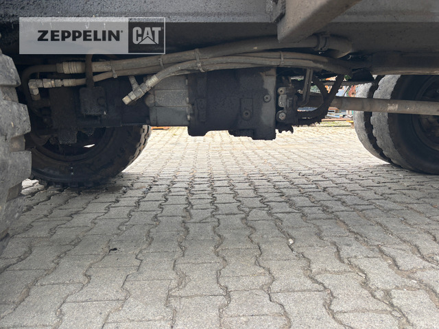 Manipulador de materiales Sennebogen 821: foto 21 Manipulador de materiales Sennebogen 821: foto 21