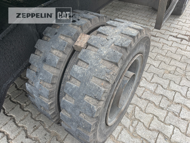 Manipulador de materiales Sennebogen 821: foto 8 Manipulador de materiales Sennebogen 821: foto 8