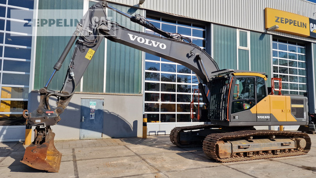 Volvo EC200E - Excavadora de cadenas: foto 1 Volvo EC200E - Excavadora de cadenas: foto 1