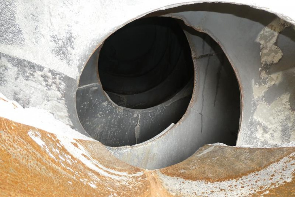 MERCEDES-BENZ Actros 3235 B 8x4 Betonmischer Stetter 9m³ -Deutsch - Camión: foto 3 MERCEDES-BENZ Actros 3235 B 8x4 Betonmischer Stetter 9m³ -Deutsch - Camión: foto 3