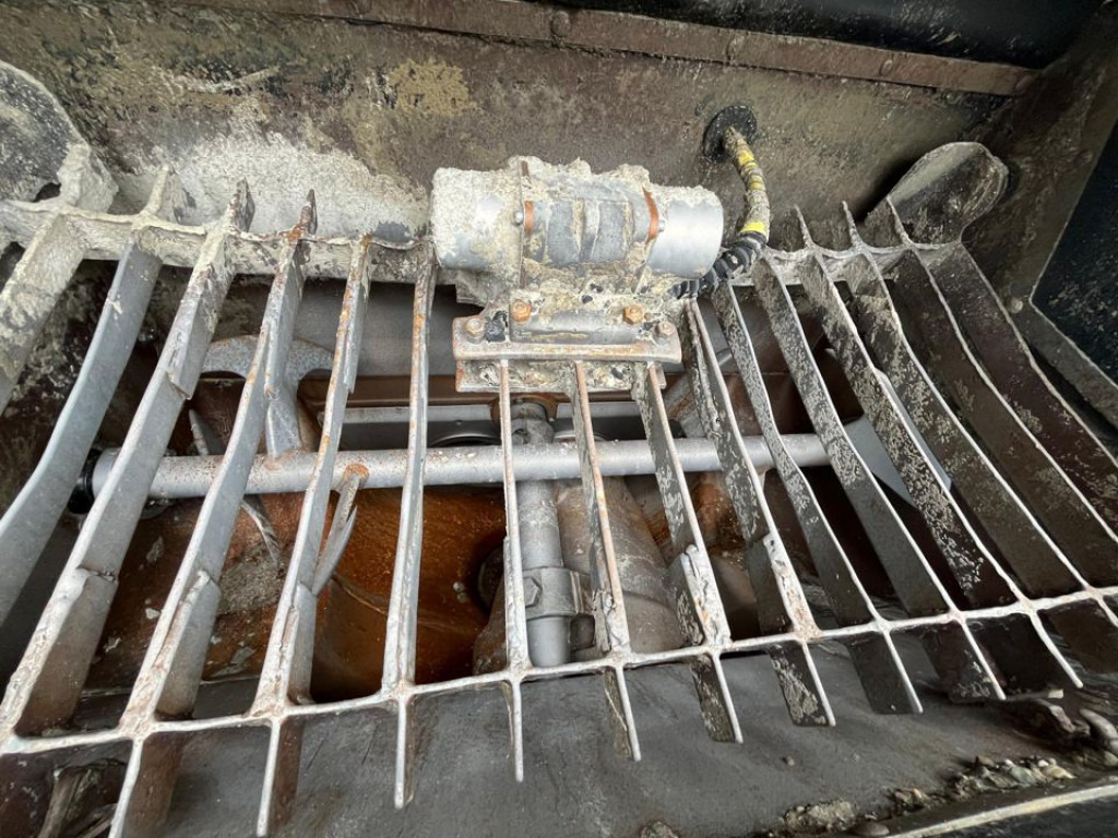 MERCEDES-BENZ Actros 2632 6x4 Betonpumpe Schwing 24m - Bomba de hormigón: foto 4 MERCEDES-BENZ Actros 2632 6x4 Betonpumpe Schwing 24m - Bomba de hormigón: foto 4