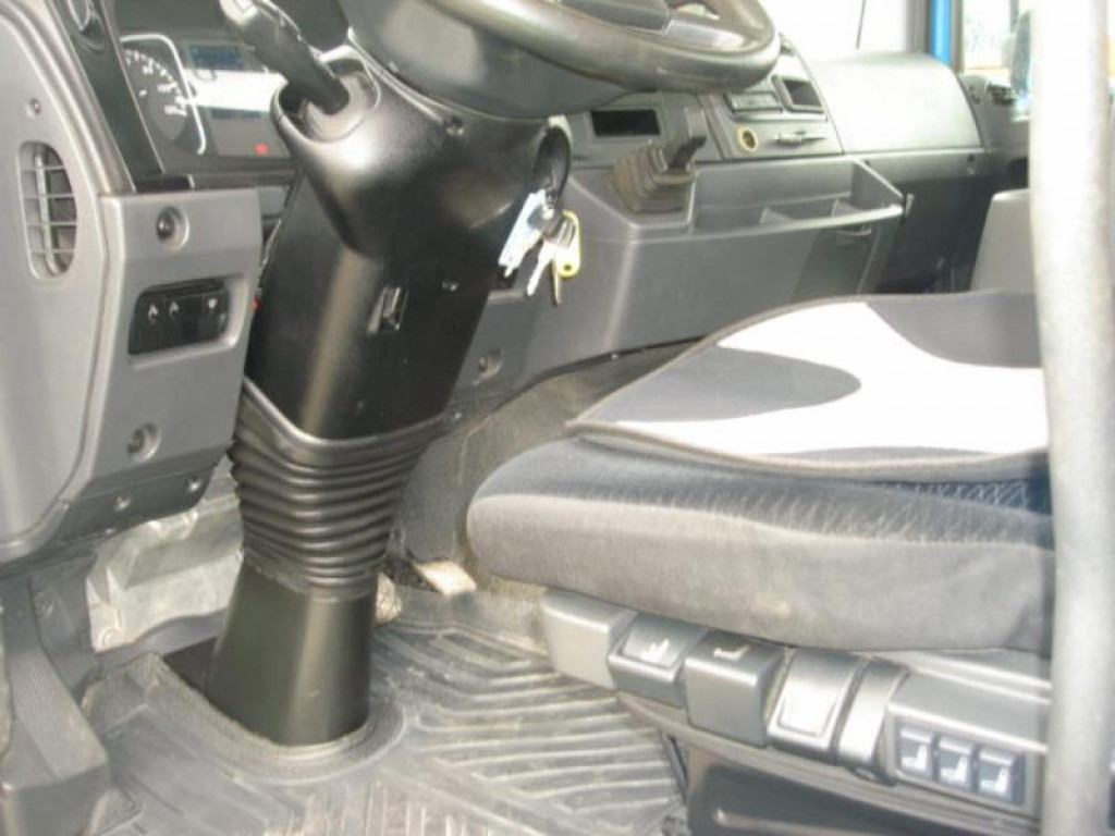 MERCEDES-BENZ Atego 1524 K Absetzkipper TOP +Funkfernbed. - Portacontenedor de cadenas camión: foto 3 MERCEDES-BENZ Atego 1524 K Absetzkipper TOP +Funkfernbed. - Portacontenedor de cadenas camión: foto 3