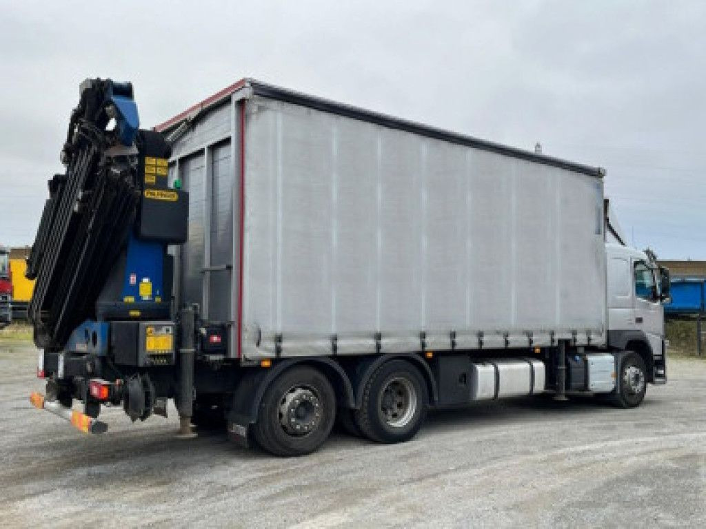 Volvo FM 420 6x2 Pritsche Heckkran 27m/t,Funk,Jib ,E6 - Camión grúa, Camión lona: foto 3 Volvo FM 420 6x2 Pritsche Heckkran 27m/t,Funk,Jib ,E6 - Camión grúa, Camión lona: foto 3