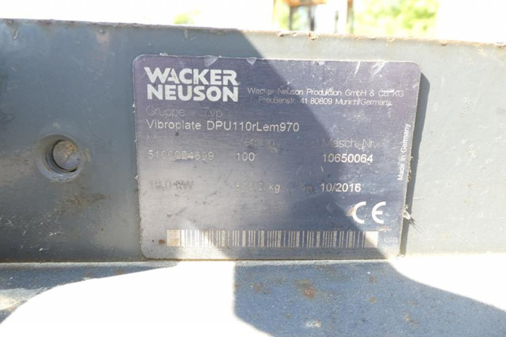 Wacker Neuson SE Rüttelplatte DPU 110rLem970 Baumaschine inkl. Fernbedienung - Plancha reversible: foto 4 Wacker Neuson SE Rüttelplatte DPU 110rLem970 Baumaschine inkl. Fernbedienung - Plancha reversible: foto 4