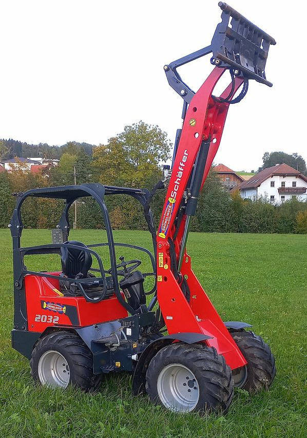 Schäffer Schäffer 2032 - Cargadora articulada: foto 2 Schäffer Schäffer 2032 - Cargadora articulada: foto 2