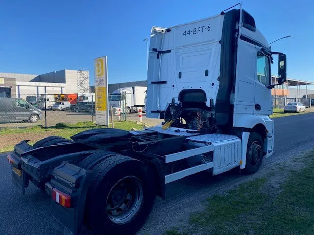 Mercedes-Benz Actros 1840 stream space cabine met spoilers fenders en zonneklep, apk gekeurd. - Cabeza tractora: foto 4 Mercedes-Benz Actros 1840 stream space cabine met spoilers fenders en zonneklep, apk gekeurd. - Cabeza tractora: foto 4