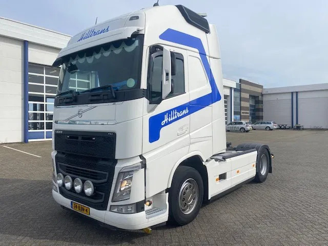 Volvo FH 13.460 XL cabine, euro 6 , full spoilered, smart tacho , new clutch ,beauty..... - Cabeza tractora: foto 1 Volvo FH 13.460 XL cabine, euro 6 , full spoilered, smart tacho , new clutch ,beauty..... - Cabeza tractora: foto 1