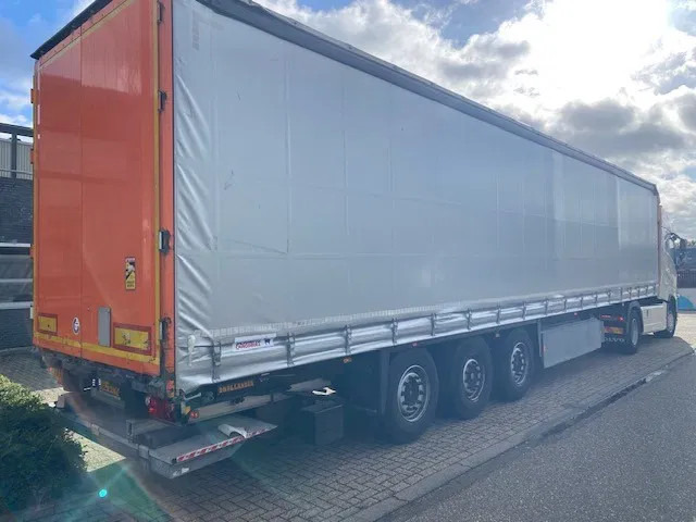 Schmitz Cargobull schuifzeil/dak met onderschuifklep paletkist, apk gekeurd - Semirremolque lona: foto 4 Schmitz Cargobull schuifzeil/dak met onderschuifklep paletkist, apk gekeurd - Semirremolque lona: foto 4