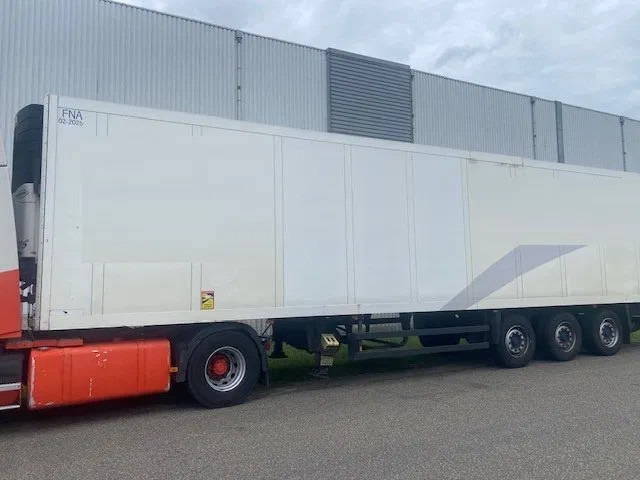 Schmitz Cargobull sko koelvries met carrier vector motor, saf assen disc brakes, 2 x lift , tuv gultig - Frigorífico semirremolque: foto 1 Schmitz Cargobull sko koelvries met carrier vector motor, saf assen disc brakes, 2 x lift , tuv gultig - Frigorífico semirremolque: foto 1