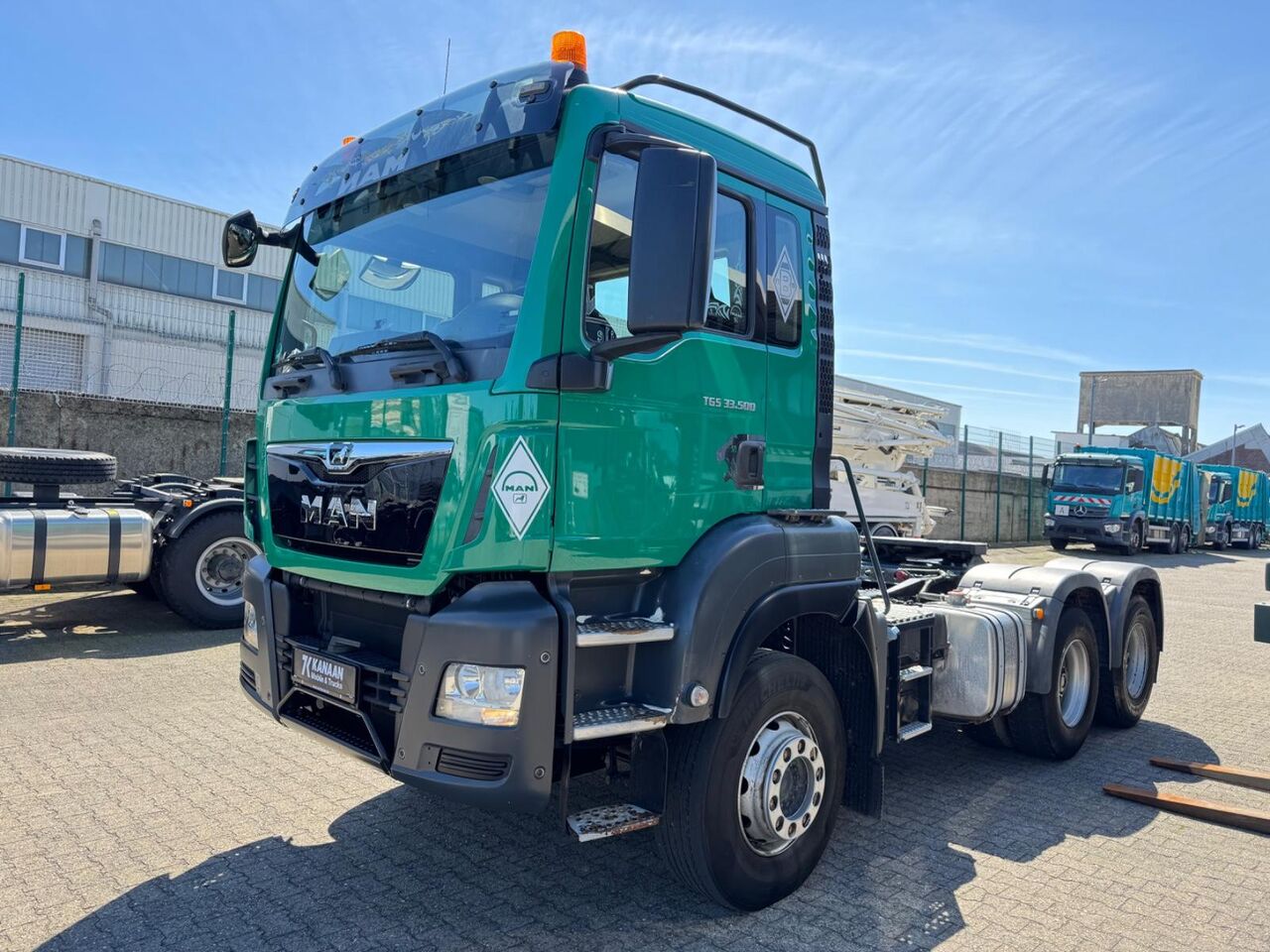 MAN 33.500 TGS 6x4 Kipphydraulik - Cabeza tractora: foto 3 MAN 33.500 TGS 6x4 Kipphydraulik - Cabeza tractora: foto 3