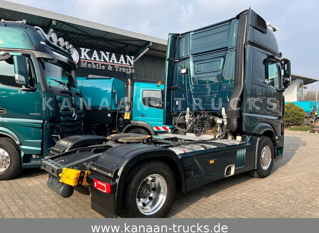 Mercedes-Benz 1858 LS Actros 5 GigaSpace leder Xenon 1860 1863 - Cabeza tractora: foto 4 Mercedes-Benz 1858 LS Actros 5 GigaSpace leder Xenon 1860 1863 - Cabeza tractora: foto 4