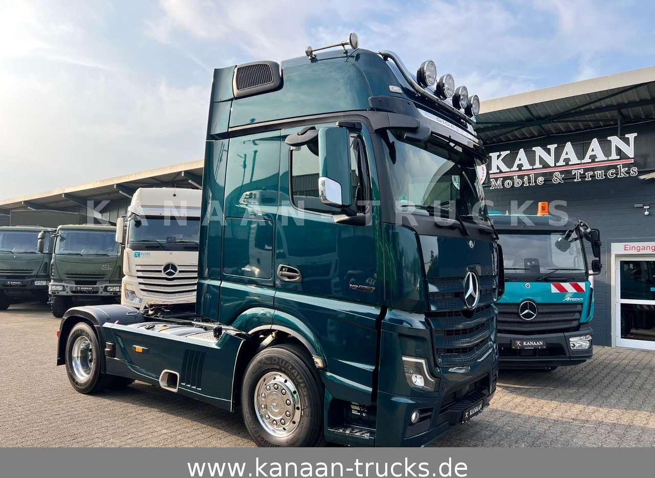 Mercedes-Benz 1858 LS Actros 5 GigaSpace leder Xenon 1860 1863 - Cabeza tractora: foto 1 Mercedes-Benz 1858 LS Actros 5 GigaSpace leder Xenon 1860 1863 - Cabeza tractora: foto 1