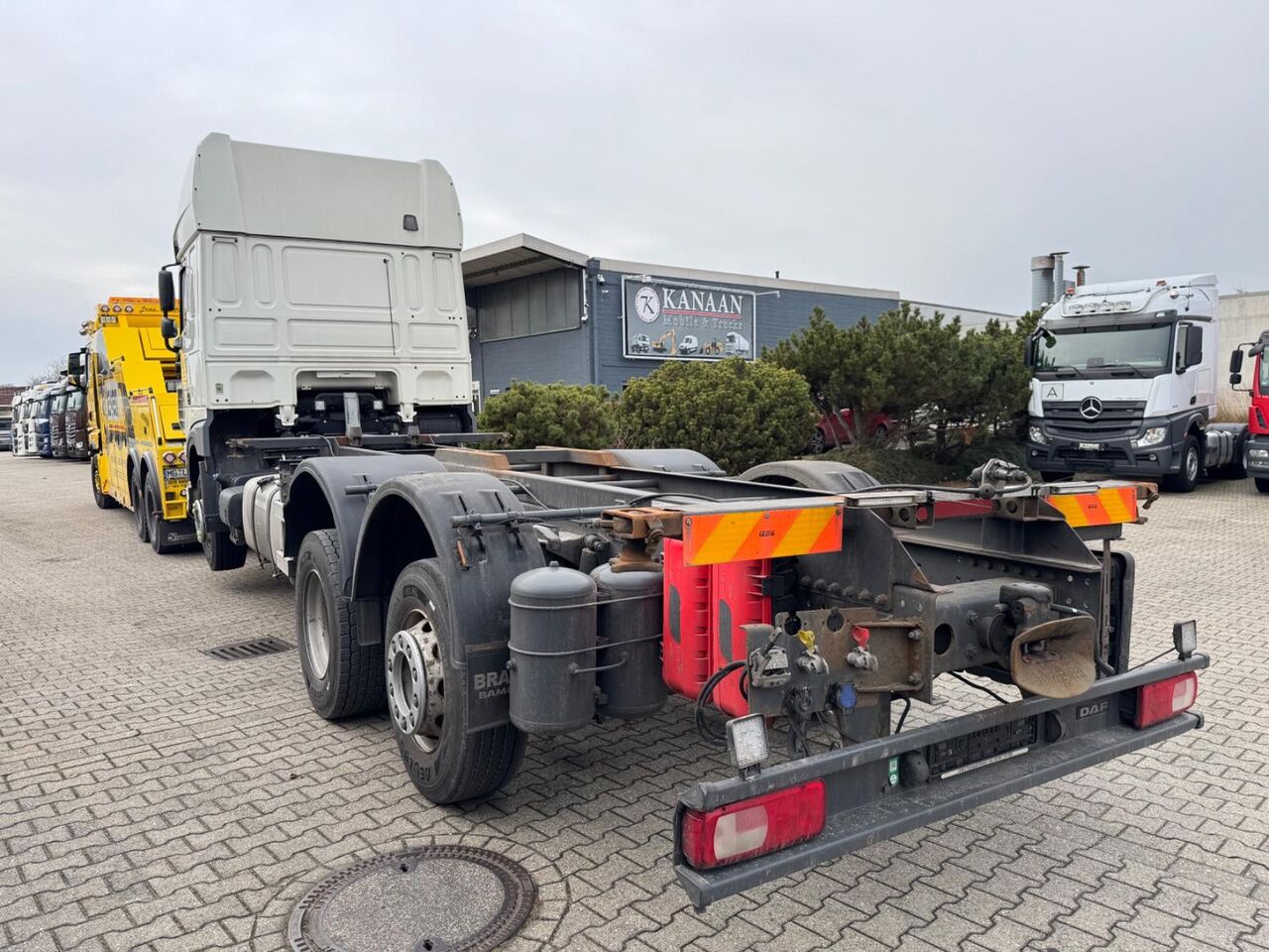 DAF XF 480 6X2 SSC Retarder 2xTanks Lift - Portacontenedore/ Intercambiable camión: foto 4 DAF XF 480 6X2 SSC Retarder 2xTanks Lift - Portacontenedore/ Intercambiable camión: foto 4