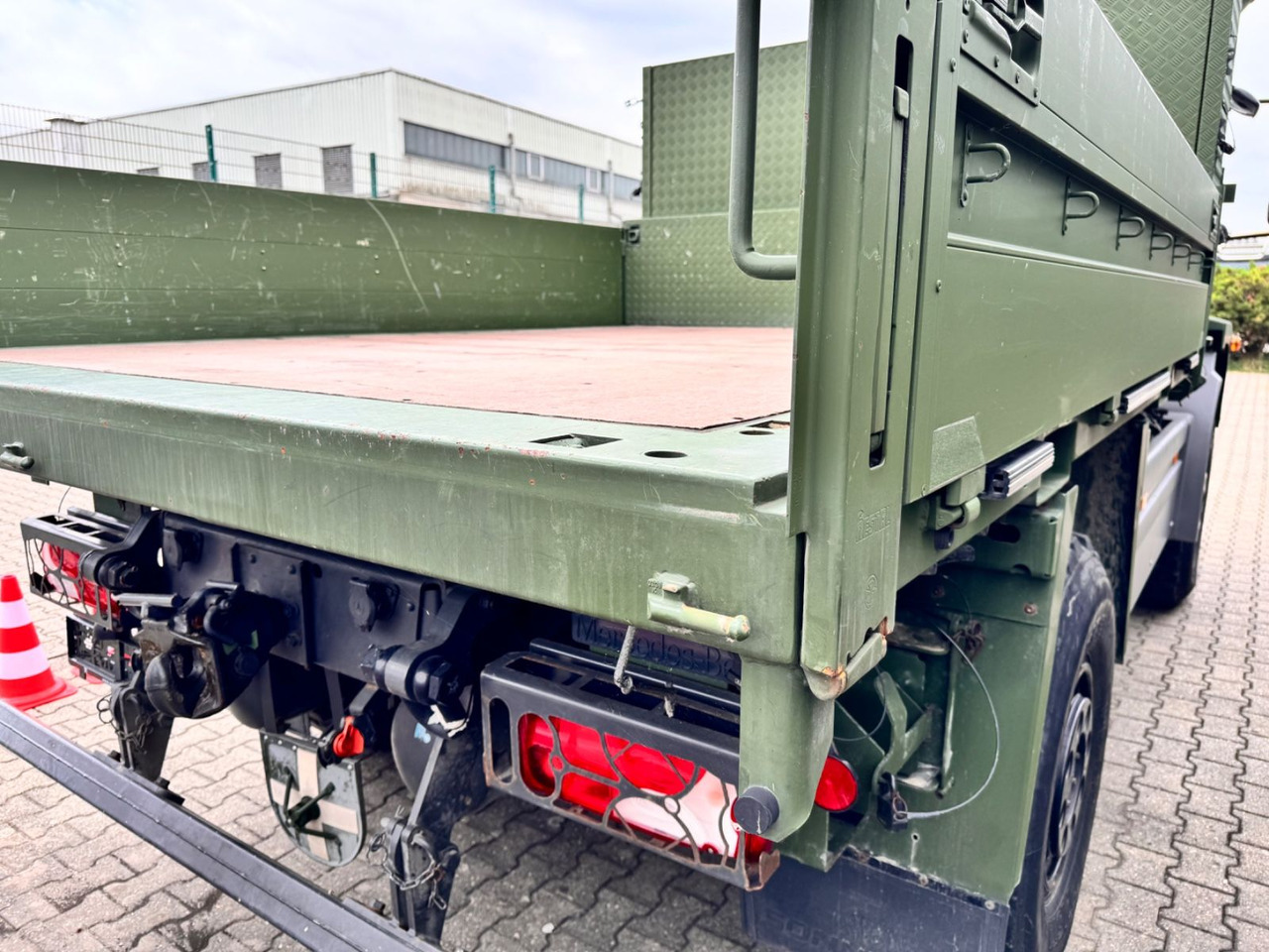 Mercedes-Benz 1018 Atego 4x4 Allrad Camper Expedition - Portacontenedore/ Intercambiable camión: foto 5 Mercedes-Benz 1018 Atego 4x4 Allrad Camper Expedition - Portacontenedore/ Intercambiable camión: foto 5