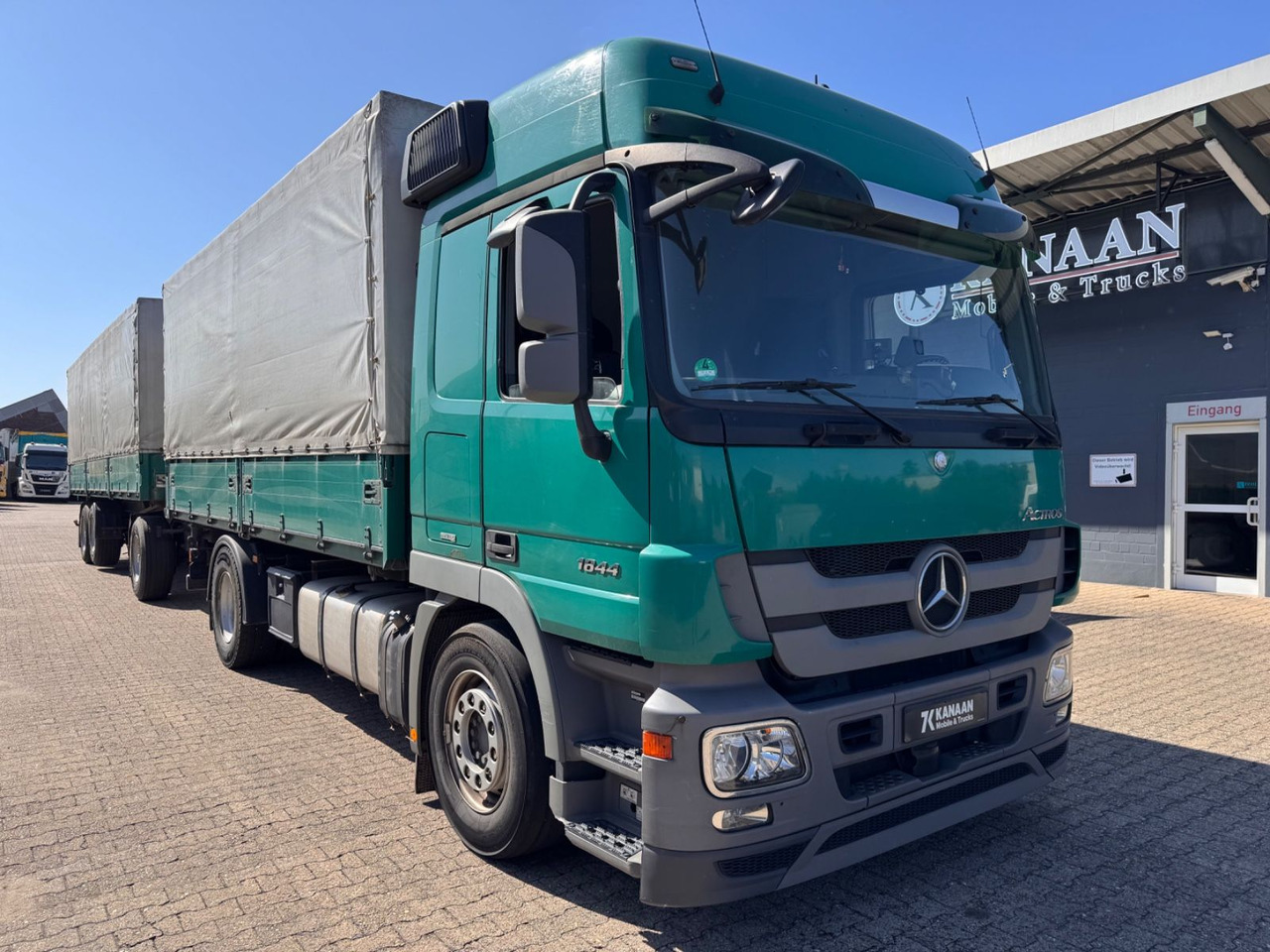 Mercedes-Benz 1844 Actros MP3 3-SeitenKipper Getreide Pritsche - Volquete camión: foto 2 Mercedes-Benz 1844 Actros MP3 3-SeitenKipper Getreide Pritsche - Volquete camión: foto 2