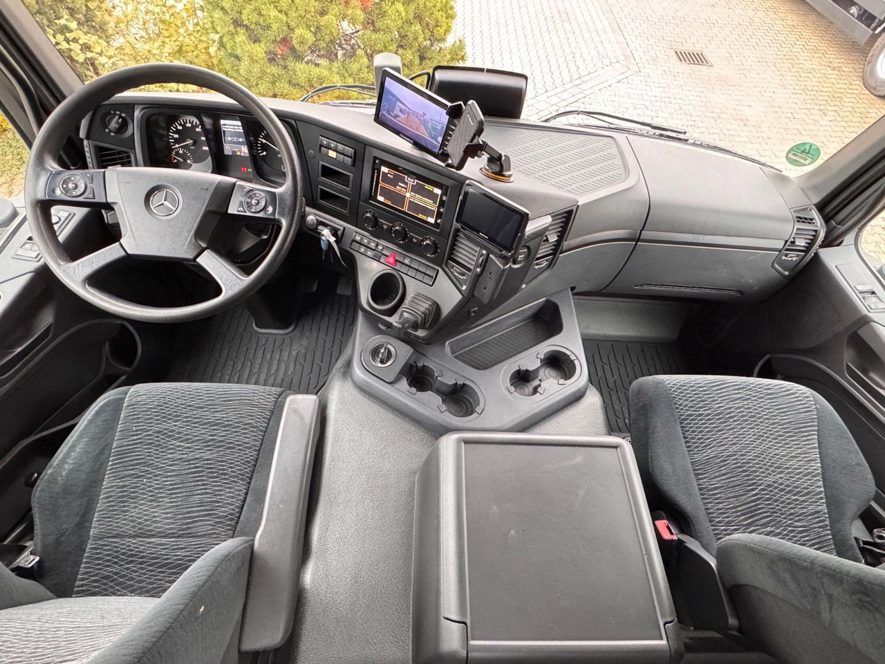 Leasing financiero de  Mercedes-Benz 3246 K  Arocs 8x4 Meiller  Bordmatik leasing Mercedes-Benz 3246 K  Arocs 8x4 Meiller  Bordmatik: foto 25