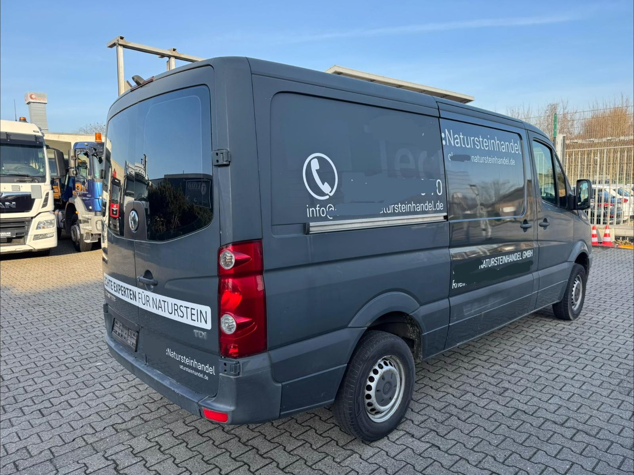 Volkswagen Crafter Kasten 2.0 TDI 30 mittel L2H1 GLASTRANS - Furgoneta de pasajeros: foto 2 Volkswagen Crafter Kasten 2.0 TDI 30 mittel L2H1 GLASTRANS - Furgoneta de pasajeros: foto 2