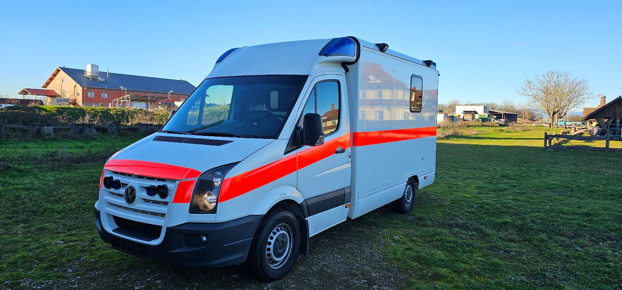 Volkswagen Crafter ELW Rettungswagen Camper Van - Ambulancia: foto 2 Volkswagen Crafter ELW Rettungswagen Camper Van - Ambulancia: foto 2