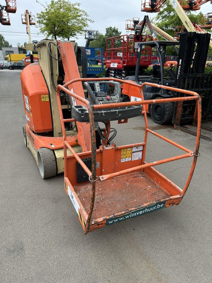 JLG Toucan 12E (1933) - Plataforma de mástil vertical: foto 5 JLG Toucan 12E (1933) - Plataforma de mástil vertical: foto 5