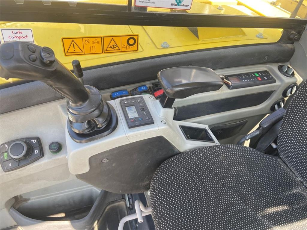 Excavadora de ruedas Wacker Neuson EW100 (7057): foto 11 Excavadora de ruedas Wacker Neuson EW100 (7057): foto 11