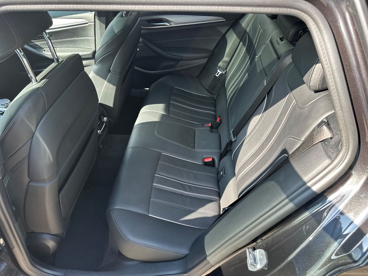 BMW M 540d xD Touring A*M Sport*HuD*20 Zoll*Pano*LED - Coche familiar: foto 4 BMW M 540d xD Touring A*M Sport*HuD*20 Zoll*Pano*LED - Coche familiar: foto 4