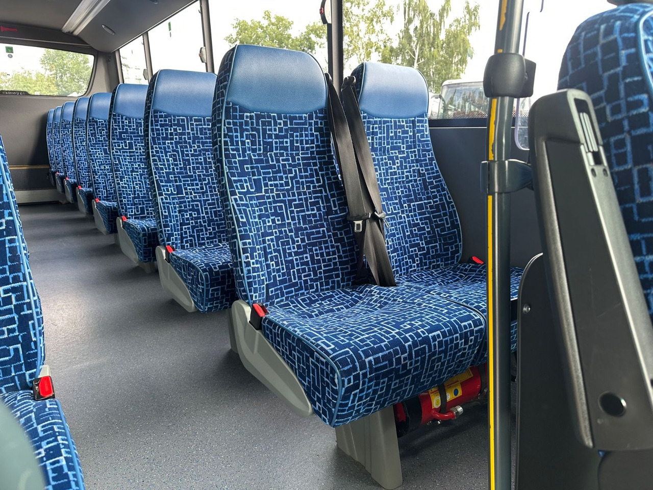 Iveco Rapido 70C18 (wenig Km*7.2t*33 Sitze) Rosero - Minibús, Furgoneta de pasajeros: foto 5 Iveco Rapido 70C18 (wenig Km*7.2t*33 Sitze) Rosero - Minibús, Furgoneta de pasajeros: foto 5