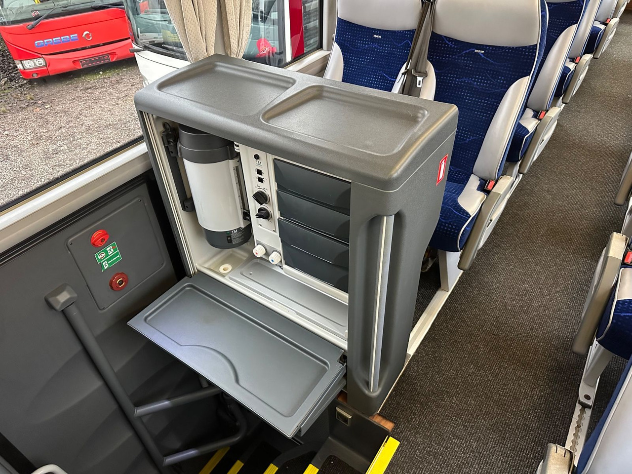 Leasing financiero de MAN R08 Lions Coach L (wenig Km*Behinderten gerecht) MAN R08 Lions Coach L (wenig Km*Behinderten gerecht) leasing MAN R08 Lions Coach L (wenig Km*Behinderten gerecht) MAN R08 Lions Coach L (wenig Km*Behinderten gerecht): foto 18 Leasing financiero de MAN R08 Lions Coach L (wenig Km*Behinderten gerecht) MAN R08 Lions Coach L (wenig Km*Behinderten gerecht) leasing MAN R08 Lions Coach L (wenig Km*Behinderten gerecht) MAN R08 Lions Coach L (wenig Km*Behinderten gerecht): foto 18