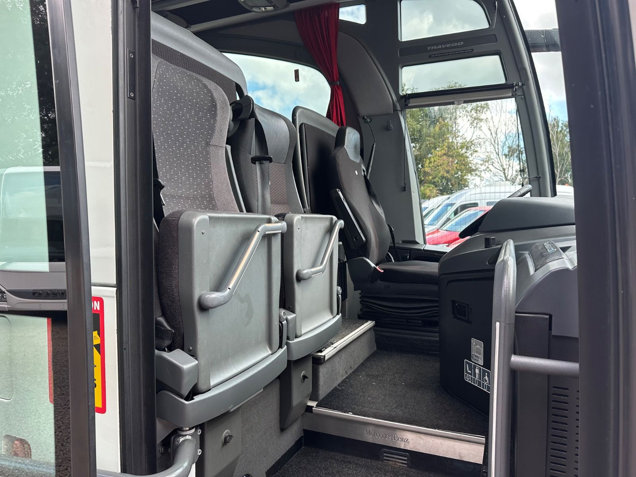 Autocar Mercedes-Benz Travego O580 16 RHD-M (LuxLine*Euro 6*TOP*DE): foto 14