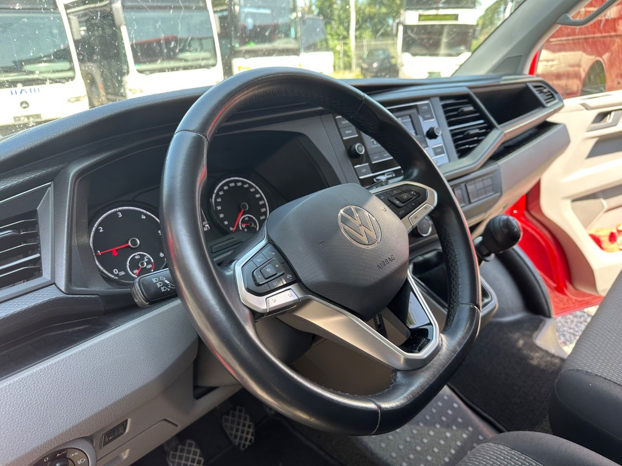 Furgoneta de pasajeros Volkswagen T6 Kombi (PDC Hi*ACC*StandHz*9 Sitzer*AC): foto 15