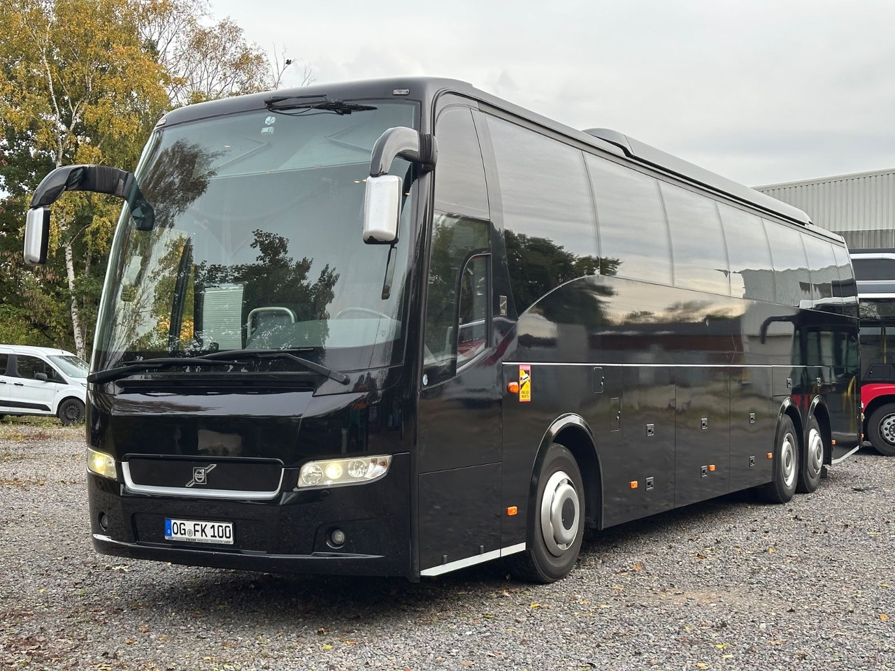 Volvo 9700 HD 6x2 Euro 5(9900*416 HD*Tourismo RHD-M) - Autocar: foto 1 Volvo 9700 HD 6x2 Euro 5(9900*416 HD*Tourismo RHD-M) - Autocar: foto 1